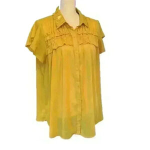 Doe & Rae Mustard Yellow Flutter Sleeve Button Down Size L